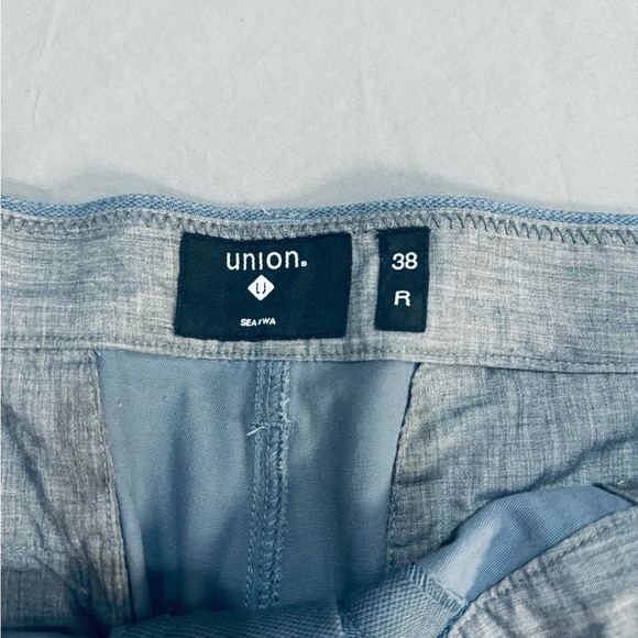 Medium grey Union brand 98% cotton 2% spandex flat front shorts - Picture 6 of 7